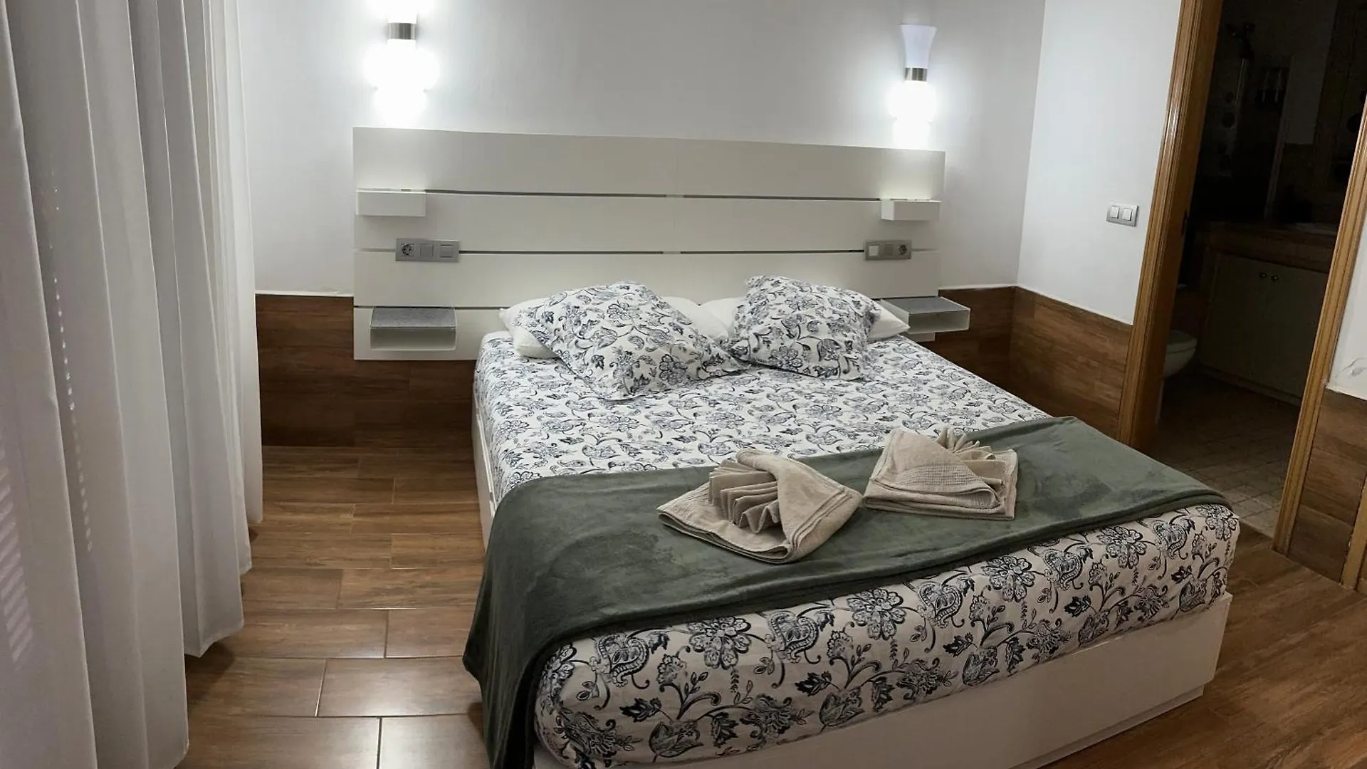 Villa Linda Playa Blanca  0*, Playa Blanca (Lanzarote) Spain